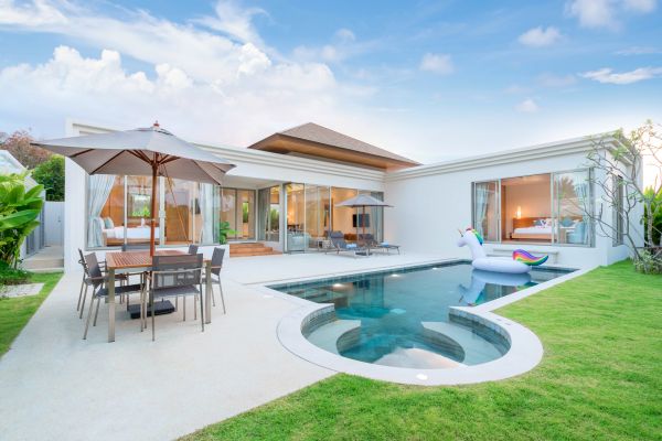 Pool Deck Pouring in Copperas Cove