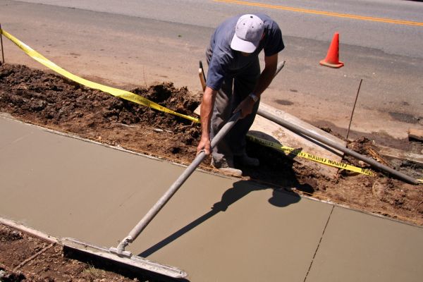Sidewalk Building in Copperas Cove